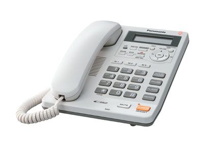 Telefon analogic cu robot telefonic digital Panasonic KX-TS620FXW alb