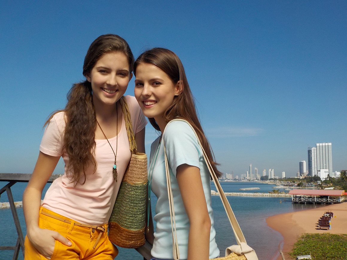 nikon_coolpix_compact_camera_w100_perfec